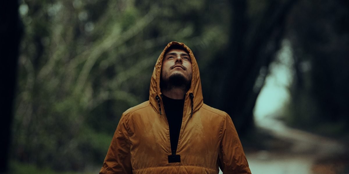 A person reflecting deeply, symbolizing the thought process behind choosing effective learning paths for foundational skills.