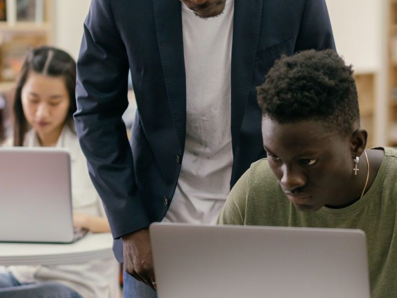 Guide to Software Engineering Degrees for Your 2026 Tech Career