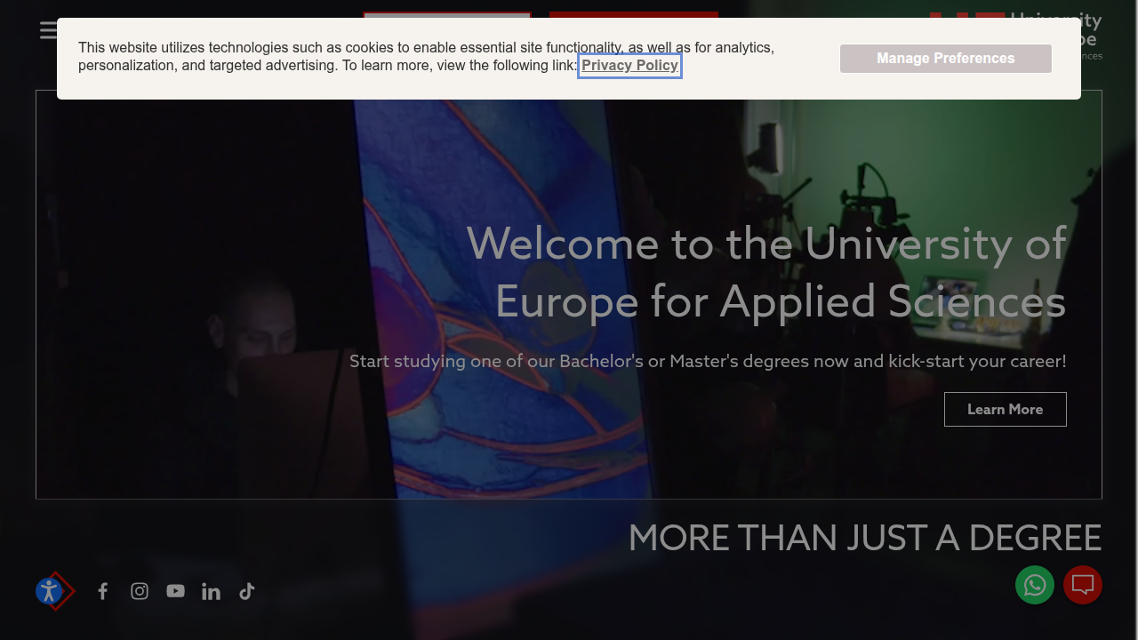 The homepage of the University of Europe, referenced for its comparison of computer science and software engineering approaches.